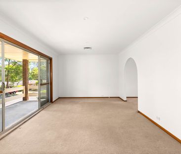 7 Carrick Close, Cardiff NSW 2285 - House For Rent | Domain - Photo 2