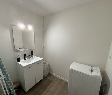 2 pièces 50.69 m2 T2 50M2 / SECTEUR DELILLE - Photo 5
