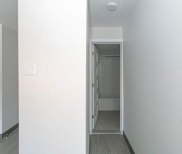 1 CH - 1 SDB - Outremont Près Laurier - $1,360 /mo - Photo 3