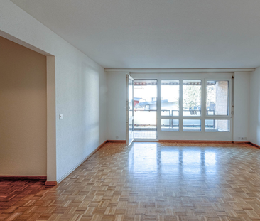 Helle 2.5-Zimmer Wohnung an ruhiger Lage. - Foto 1