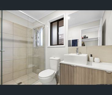 4-Bedroom Family Home with Modern Amenities in Palmview - Photo 2