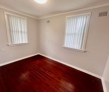 Renovated 4 Bedroom Home! - Photo 1