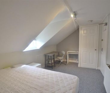 5 bedroom terraced house to rent - Photo 3