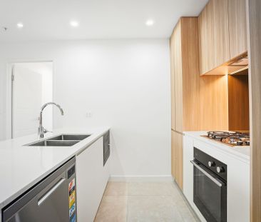 GORGEOUS TWO BEDROOM UNIT! - Photo 5