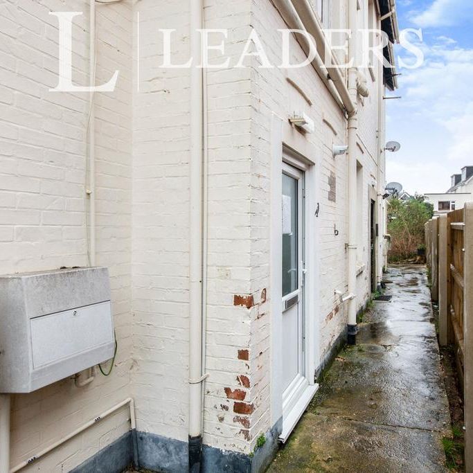 1 bedroom flat to rent - Photo 1