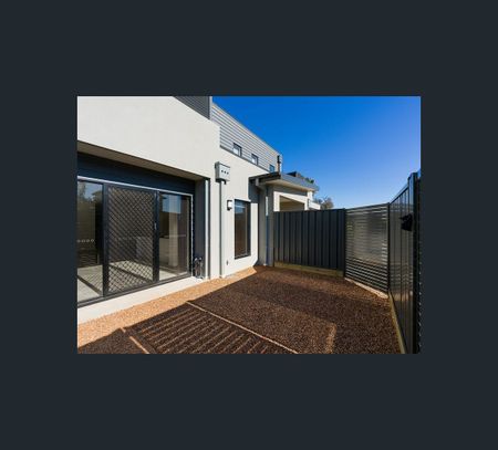 3/23A Smith Street, North Bendigo, Vic 3550 - Photo 3