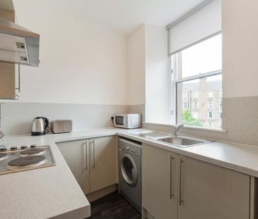 2 bedroom parking to rent - Photo 4