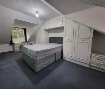 4 bedroom detached house to rent - Photo 3