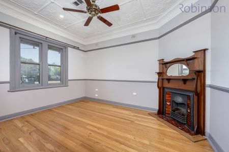 Fully renovated four bedroom home with in heart of Maryville - Photo 3