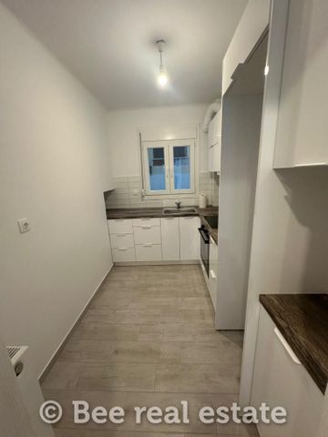 Studio/Γκαρσονιέρα για ενοικίαση Πλατεία Ναυαρίνου (Κέντρο Θεσσαλονίκης) - Photo 4