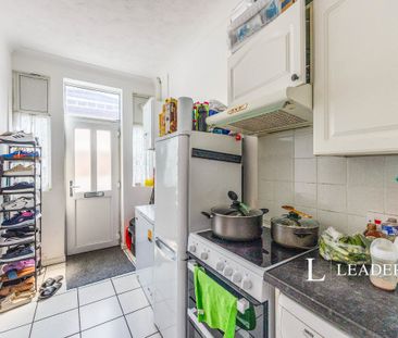 2 bedroom house to rent Chichester Road, Portsmouth, PO2 - Photo 2