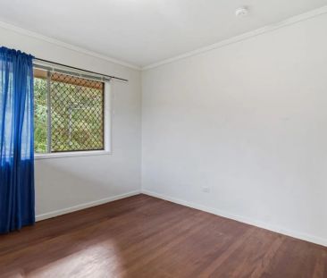 23 Roseglen Street, Greenslopes. - Photo 4