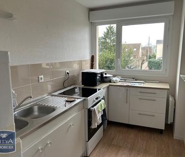 Location Appartement 2 pièces 47m² ALLONNES 72700 - Photo 4