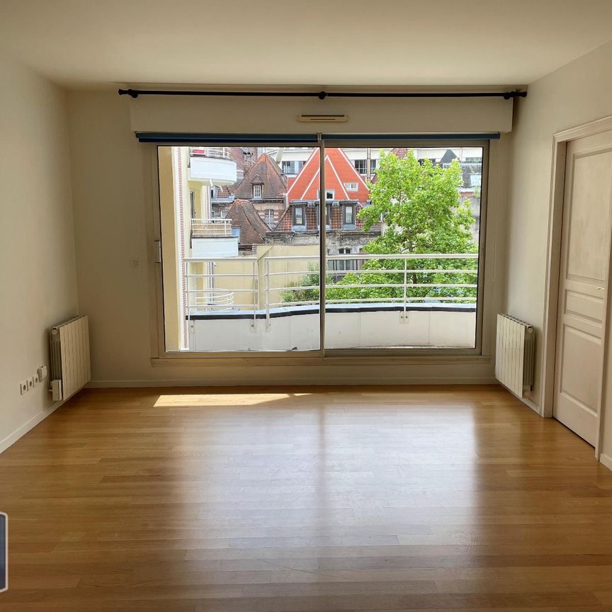 Location Appartement 3 pièces 68m² LILLE 59000 - Photo 1