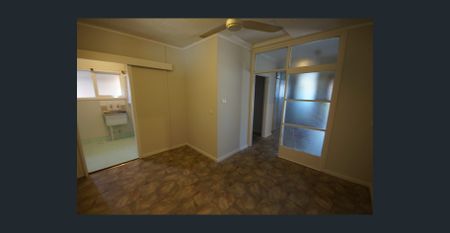 Lovely Family Home - Photo 5