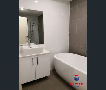 One bedder with study! Super convenient location in the heart of Li... - Photo 3