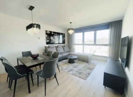 Apartamento en alquiler en Paseo de los Martiricos, 23 - Foto 1