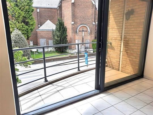 Appartement te huur - Photo 1