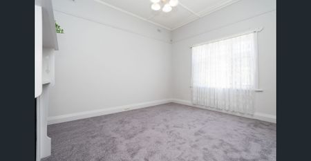 Find comfort: where low-maintenance living meets everyday convenience - Photo 3