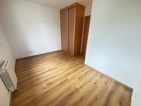 Maison mitoyenne 1 côté La Verrière 53 m² - Photo 3