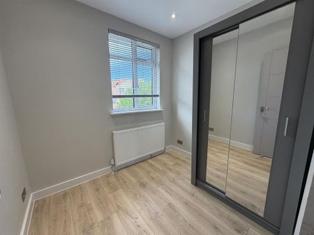 3 bedroom maisonette to rent - Photo 2