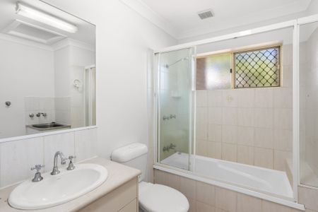 Light-Filled Inner-City Living - Photo 5