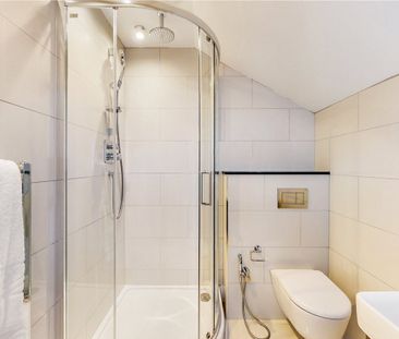 Warwick Gardens, London, W14 - Photo 2