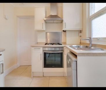 Room in a Shared House, Sherwood Road, HA2 - Photo 4