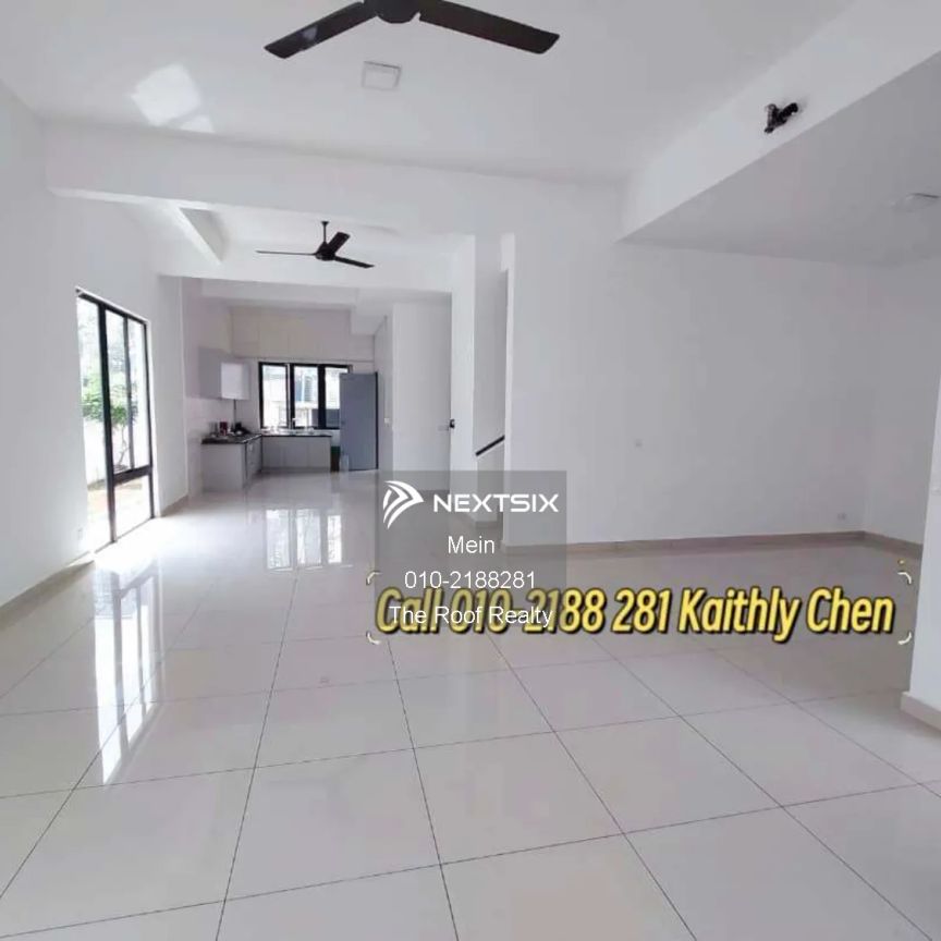 ** End Lot ** Mutiara Villa 3 Storey Landed House (Partly Furnished) - Photo 1