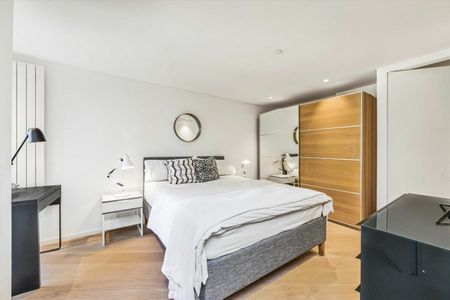 Bridgewater Square, Barbican, EC2Y - Photo 4