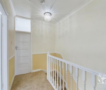 Benhurst Avenue, Hornchurch, RM12 - Photo 5