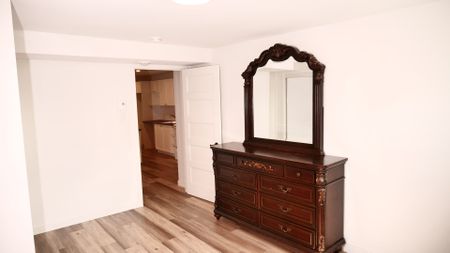 102 Boul. des Hauteurs, Saint-Jérôme, QC J7Y - Photo 3