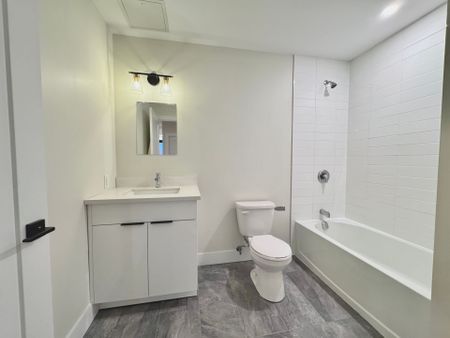 For Lease - 169 James Street Unit# 401, Hamilton, Ontario - Photo 2