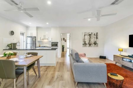 Comfortable 3-Bedroom Unit in Prime Pooraka Location - Photo 3