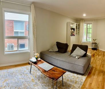For Lease - 453 Heddle Crescent, Newmarket, Ontario - Photo 3