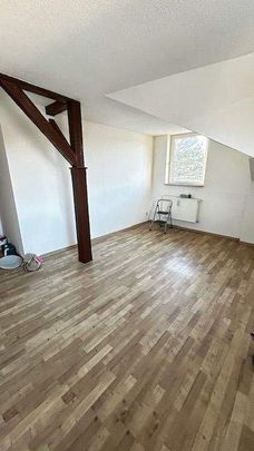 1.Monat Kaltmietfrei! Lichtdurchflutete Dachgeschoss mit Wohlfühlfaktor – Einbauküche möglich! - Photo 1