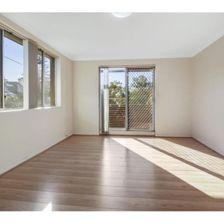 6 / 83 Balgownie Road, Balgownie, NSW 2519 - Photo 1