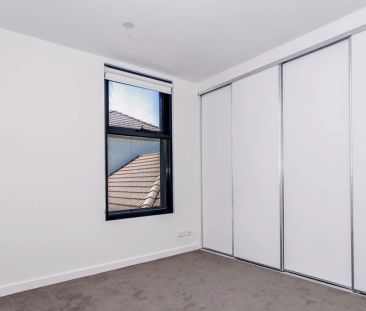 2 Bed, 2 Bath - Photo 6