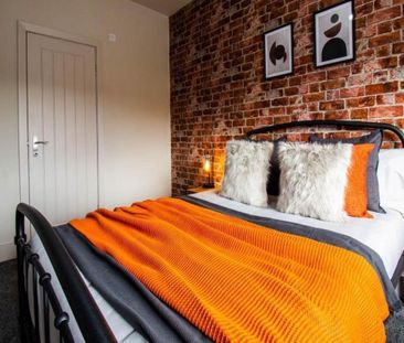 1 bedroom in a house share to rent - Photo 6