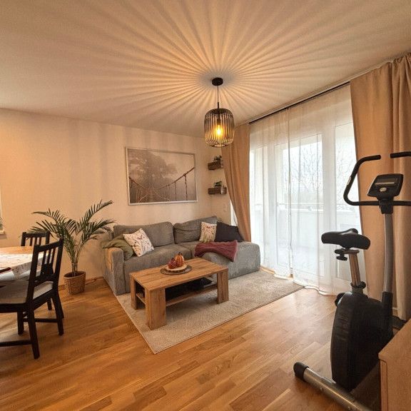 Wohn’ dich glücklich: Wunderschöne 3-Zimmer-Neubauwohnung in Ebelsberg mit sonniger Loggia, praktischem Abstellraum, heller Raumaufteilung und eigenem Tiefgaragenplatz für maximalen Komfort! - Foto 1