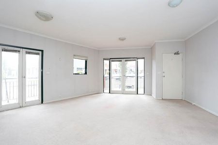 12/1495 Malvern Road, Glen Iris VIC 3146 - Apartment For Rent | Domain - Photo 5