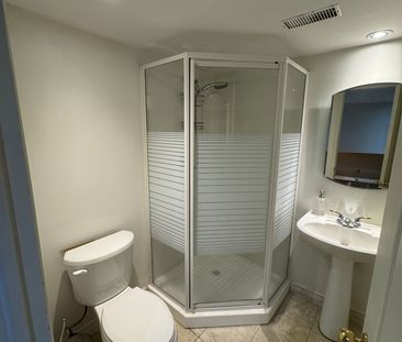 For Lease - 25 Desert View Crescent, Richmond Hill, Ontario - Photo 6