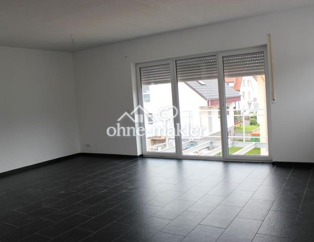 3- ZI WHG MITTEN IN BLAUSTEIN - Photo 1