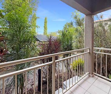 Freshly Renovated One-Bedroom Apartment – The Lakes Resort - Photo 4