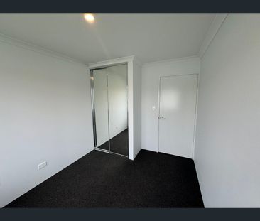 28 Carousel Loop, Brabham, WA 6055 - Photo 4