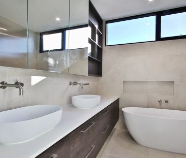 BE IMPRESSED BY STYLE, SPACE & SOPHISTICATION! - Photo 6