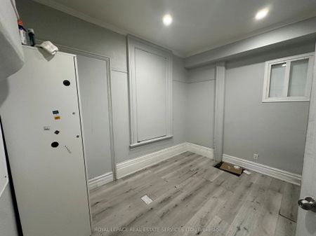 206 Carlton Street #104 - Photo 4