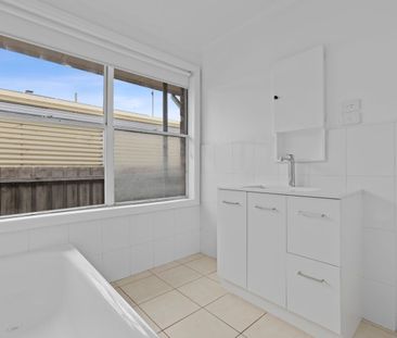 Convenient Location, Ample Parking - Photo 2