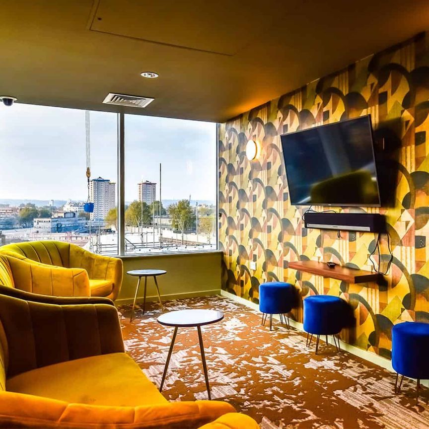 Platinum Studio Plus - Photo 1