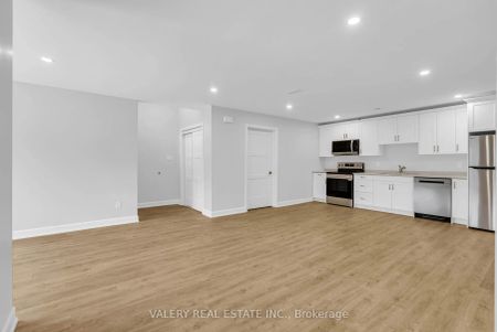 600 Second Street E #11B - Photo 4